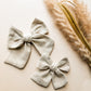 Cream knot