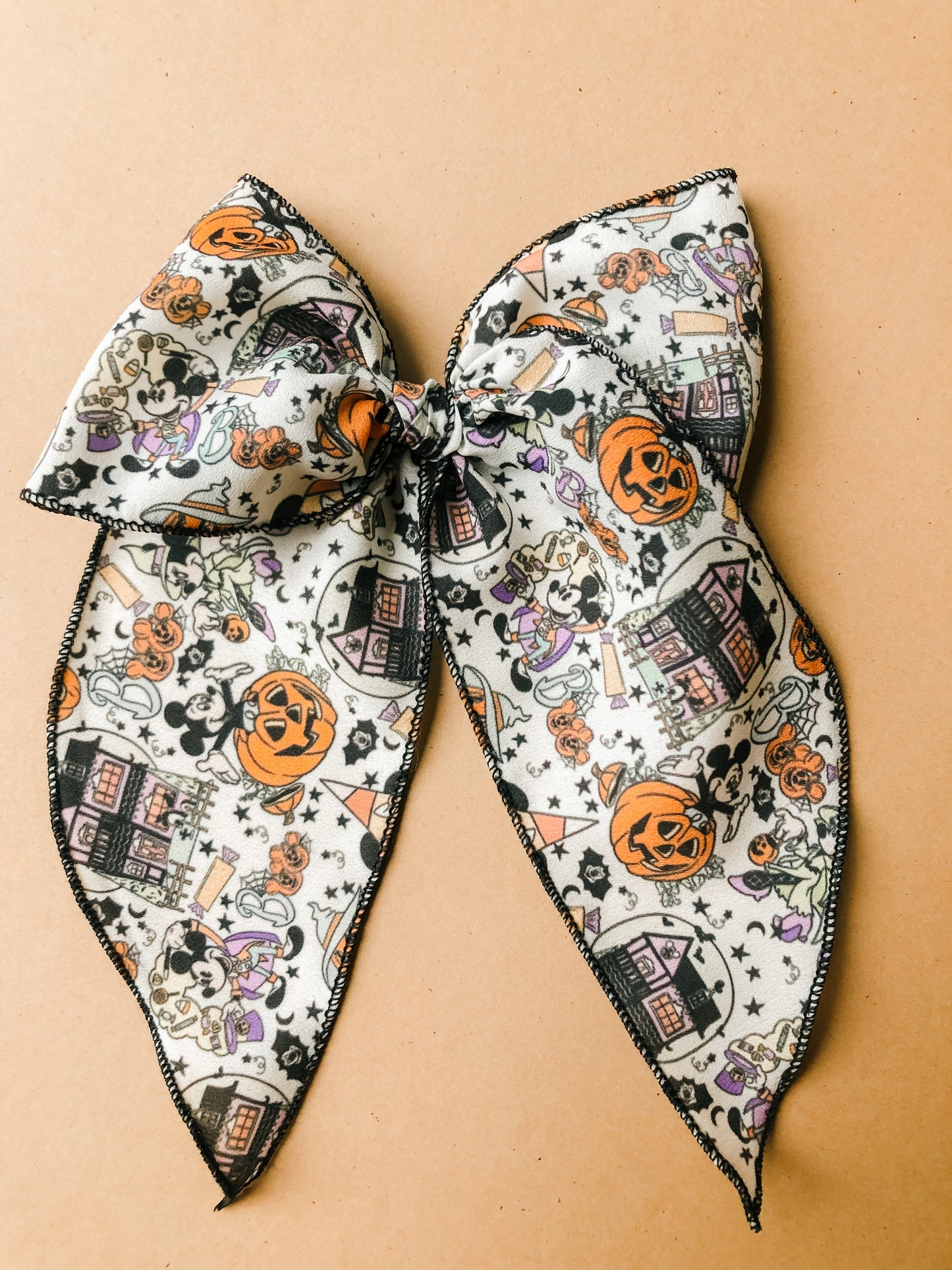 Mickey Halloween fable